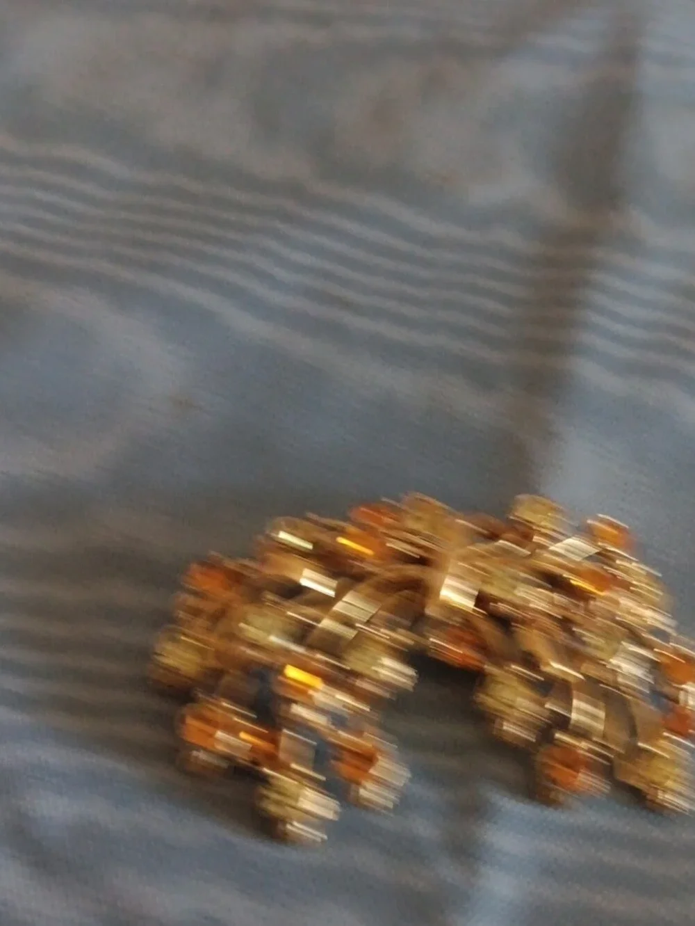 N/A elegant gold